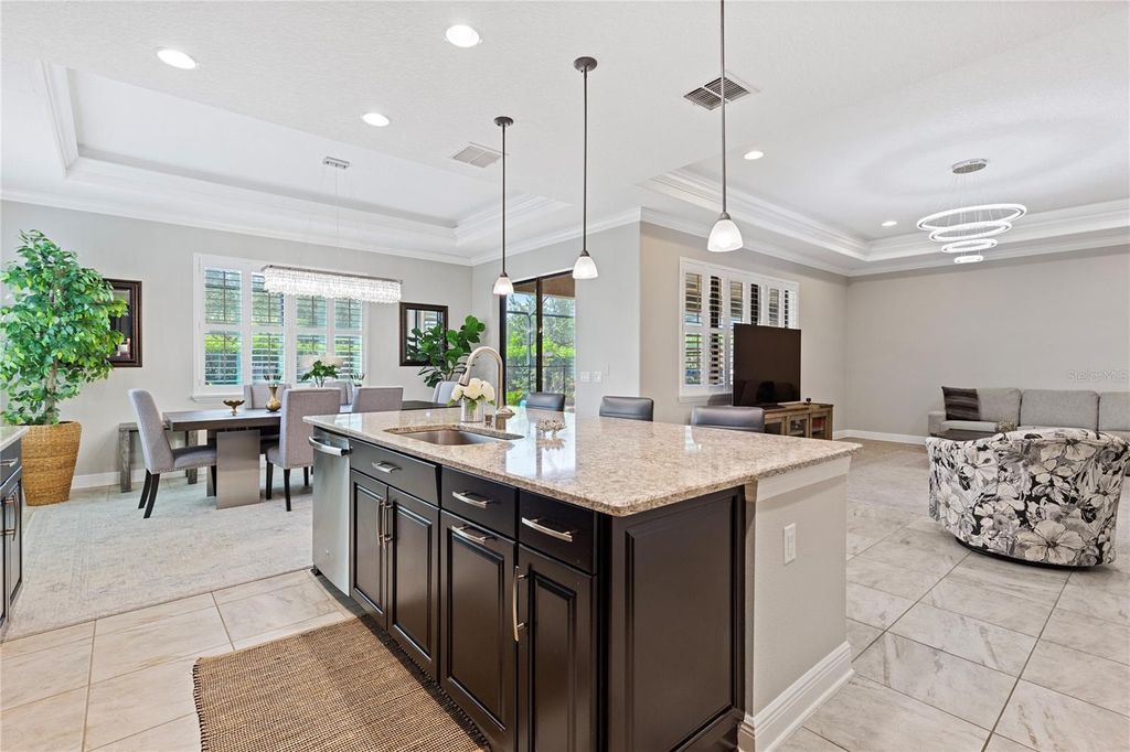 Image 4 of property listing at 743 WELLINGTON COURT, Oldsmar, FL 34677