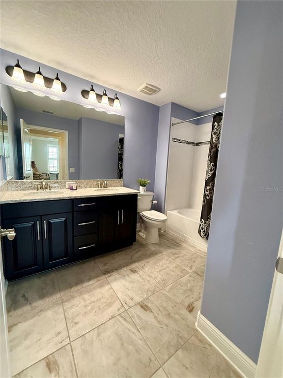 Image 40 of property listing at 743 WELLINGTON COURT, Oldsmar, FL 34677