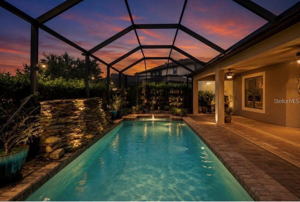 Image 8 of property listing at 743 WELLINGTON COURT, Oldsmar, FL 34677