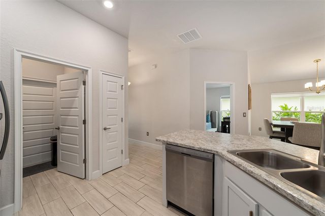 4585 SE 25TH LOOP, Ocala, FL 34480