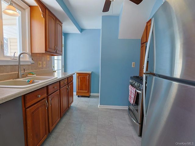 5 Oxford Road, Goshen, NY 10924