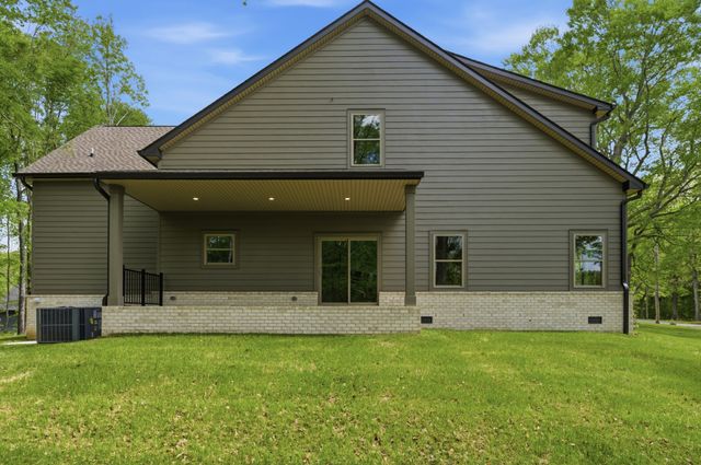 2949 Pace Rd, Clarksville, TN 37043