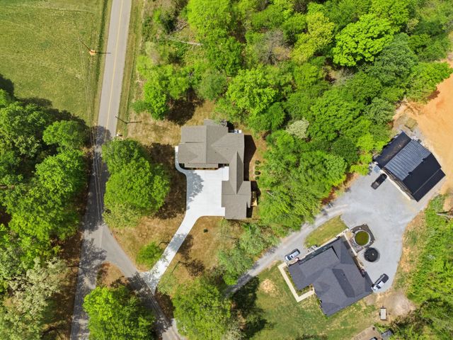2949 Pace Rd, Clarksville, TN 37043