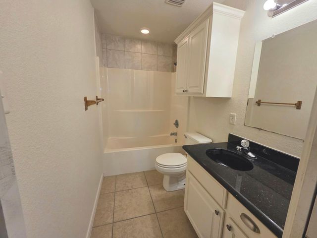 5799 Pearson Road A, Santa Fe, TX 77517