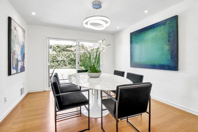 950 Olive, Menlo Park, CA 94025