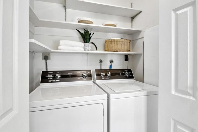 950 Olive, Menlo Park, CA 94025