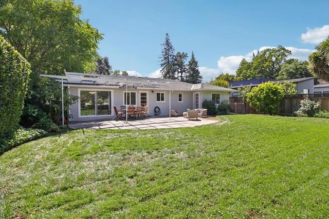 950 Olive, Menlo Park, CA 94025