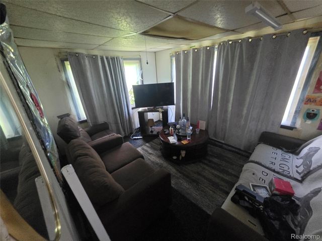 25962 Norfolk Street, Inkster, MI 48141