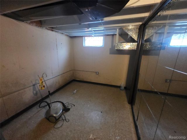 25962 Norfolk Street, Inkster, MI 48141