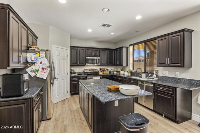 3369 W Hemingway Lane, Anthem, AZ 85086