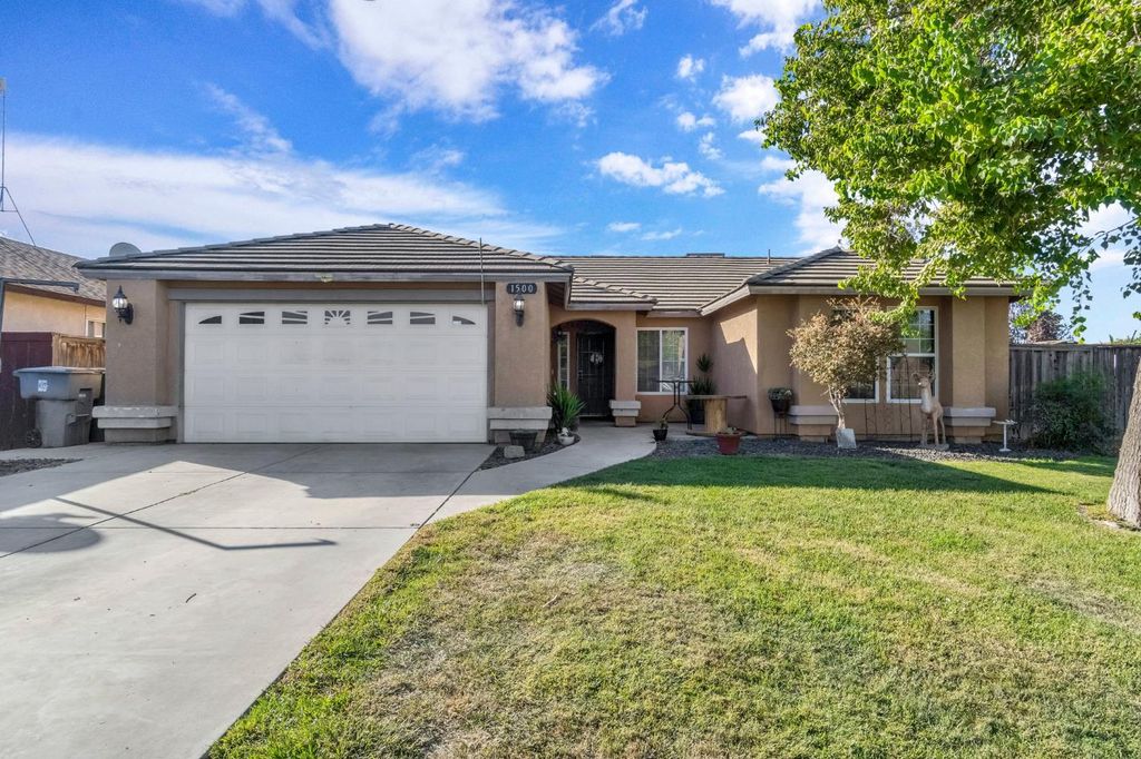 Image 1 of property listing at 1500 Josephine Court, Madera, CA 93638
