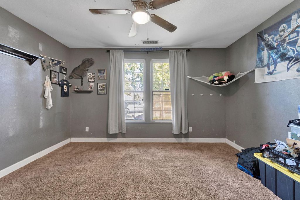 Image 25 of property listing at 1500 Josephine Court, Madera, CA 93638