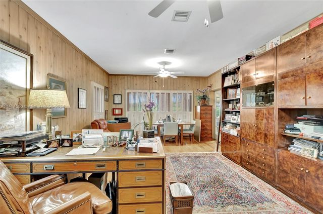 4716 University Dr, Coral Gables, FL 33146