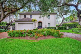 4716 University Dr, Coral Gables, FL 33146