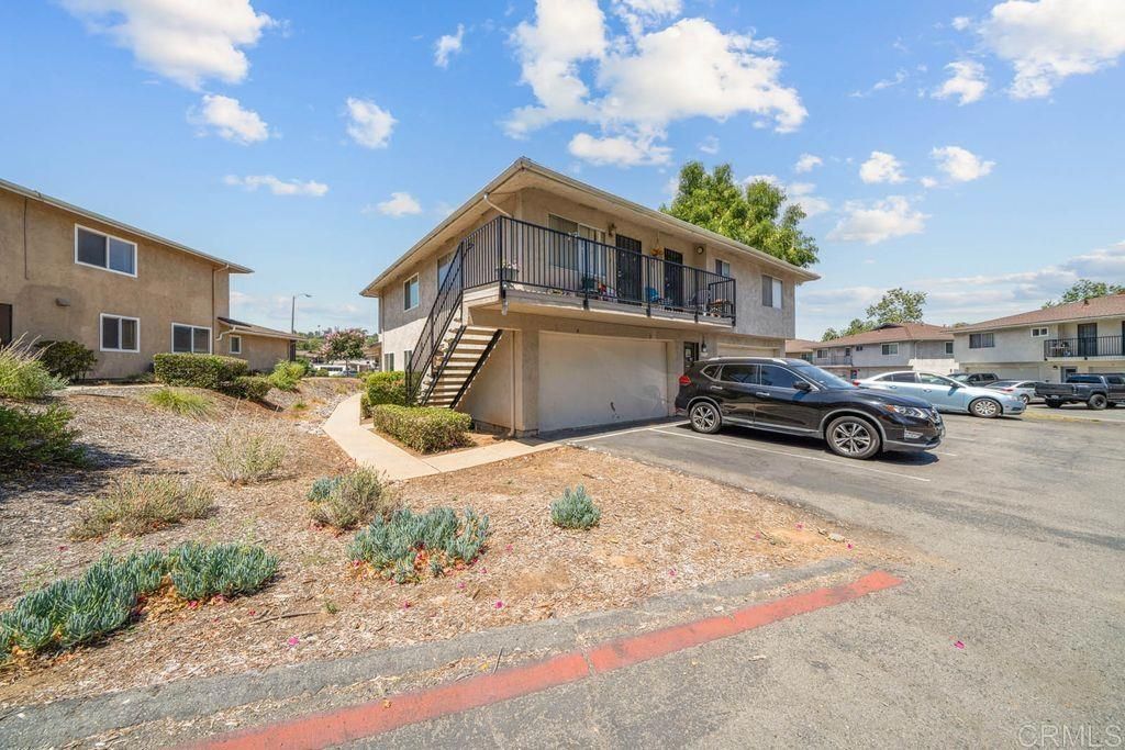 12156 Wintergreen Drive 2, Lakeside, CA 92040 — photo 2