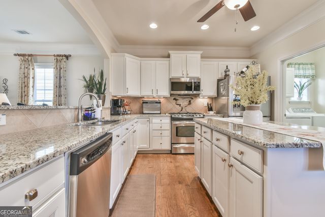 6423 Lantern Ridge, Hoschton, GA 30548