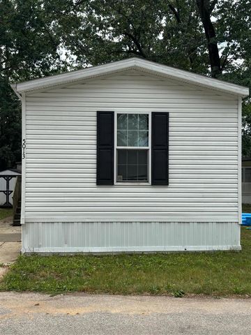 5013 Lumberman Lane, Muskegon, MI 49442