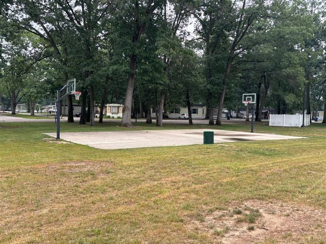5013 Lumberman Lane, Muskegon, MI 49442