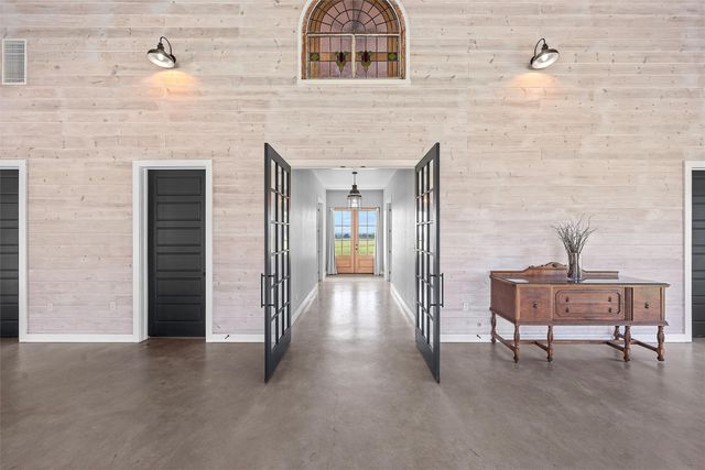 1006 County Road 280, Cameron, TX 76520