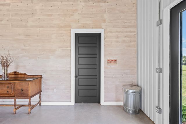 1006 County Road 280, Cameron, TX 76520