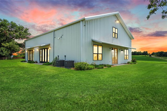 1006 County Road 280, Cameron, TX 76520