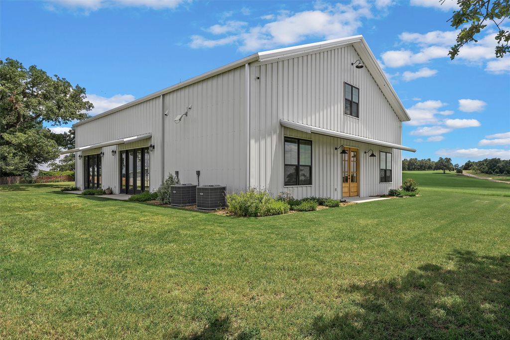 1006 County Road 280, Cameron, TX 76520