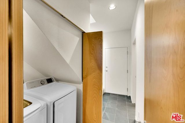 11960 Iowa Avenue 6, Los Angeles, CA 90025