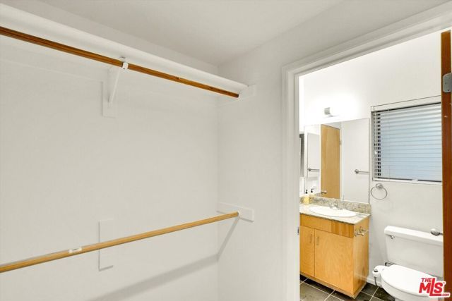 11960 Iowa Avenue 6, Los Angeles, CA 90025