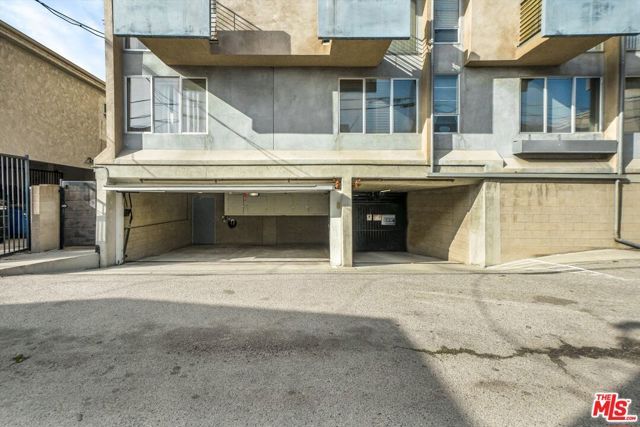 11960 Iowa Avenue 6, Los Angeles, CA 90025