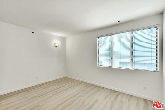 11960 Iowa Avenue 6, Los Angeles, CA 90025