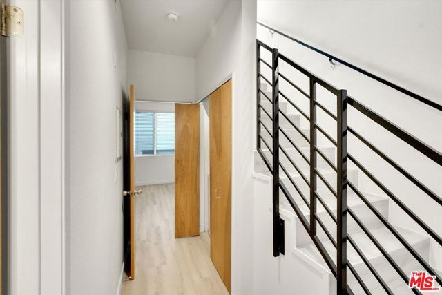 11960 Iowa Avenue 6, Los Angeles, CA 90025