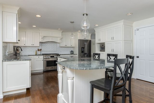 53 Mclains Woods Rd, Groton, MA 01450