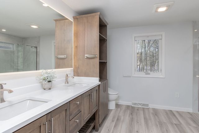 53 Mclains Woods Rd, Groton, MA 01450