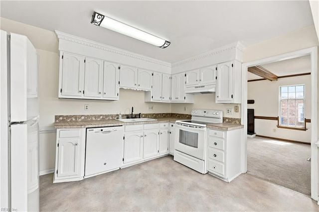 604 Winscott CT, Chesapeake, VA 23322