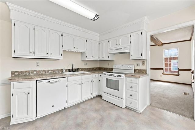 604 Winscott CT, Chesapeake, VA 23322
