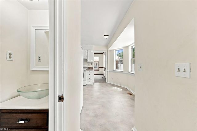 604 Winscott CT, Chesapeake, VA 23322
