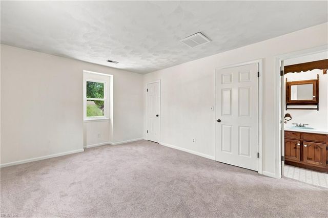 604 Winscott CT, Chesapeake, VA 23322