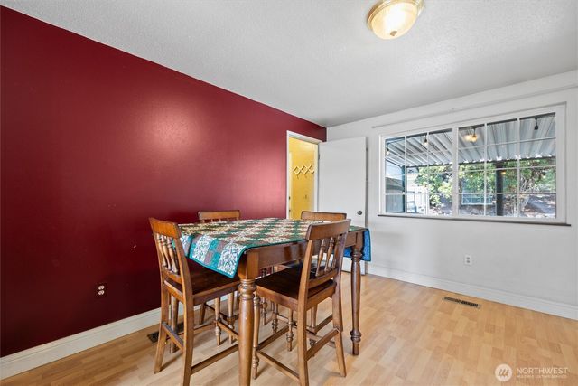 705 N 12th Street, Selah, WA 98942