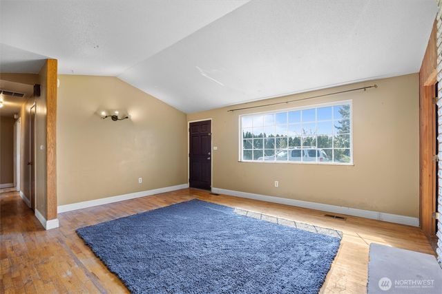 705 N 12th Street, Selah, WA 98942