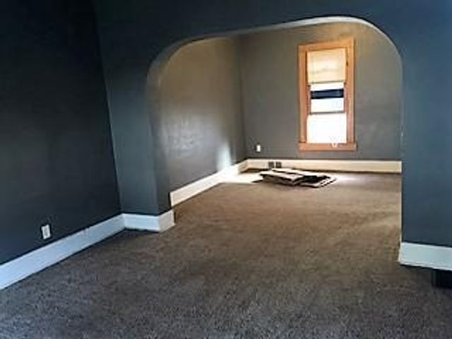 817 9th Street S, Fargo, ND 58103