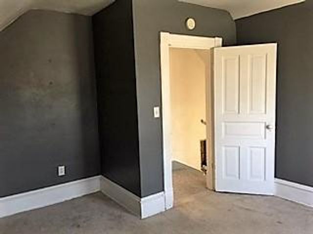 817 9th Street S, Fargo, ND 58103