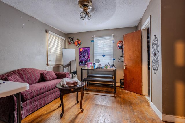 817 9th Street S, Fargo, ND 58103