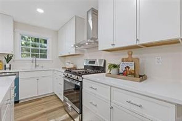 2856 Bay Leaf Drive SE, Conyers, GA 30094