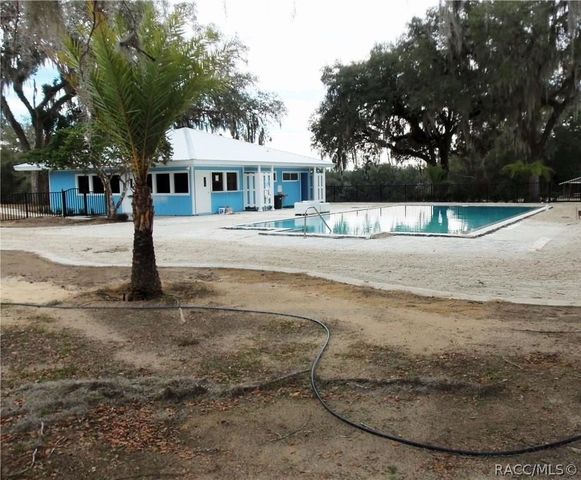 9093 SW 192nd Court Road, Dunnellon, FL 34432