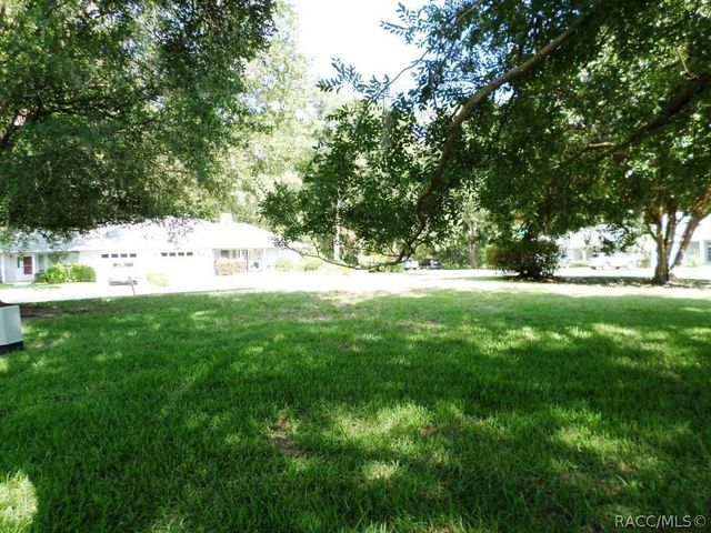 9093 SW 192nd Court Road, Dunnellon, FL 34432