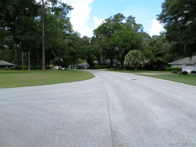 9093 SW 192nd Court Road, Dunnellon, FL 34432