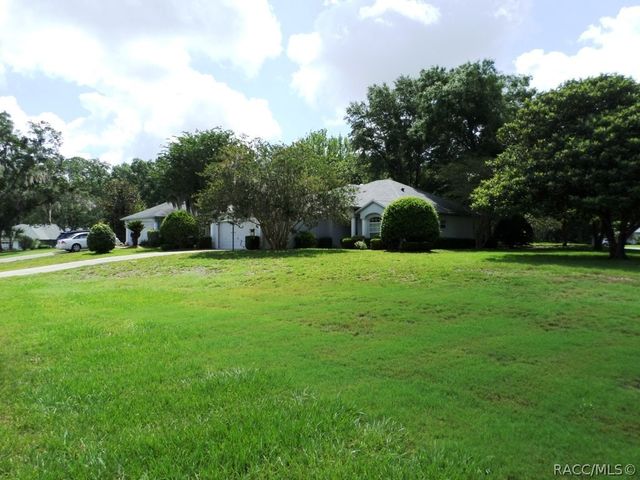 9093 SW 192nd Court Road, Dunnellon, FL 34432