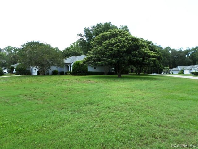 9093 SW 192nd Court Road, Dunnellon, FL 34432