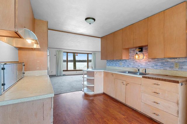 W8314 RUSTIC DRIVE, Clintonville, WI 54929