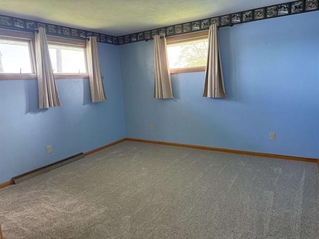 W8314 RUSTIC DRIVE, Clintonville, WI 54929
